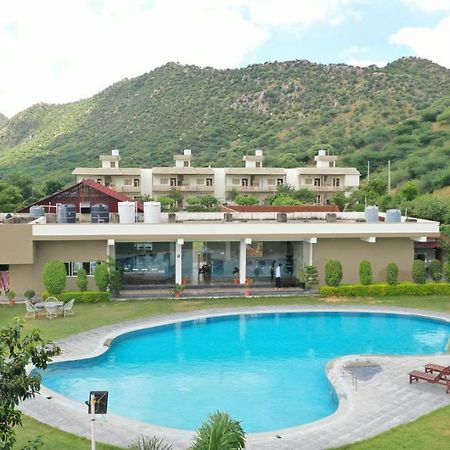 Amar Bagh Resort พุชการ์ ภายนอก รูปภาพ