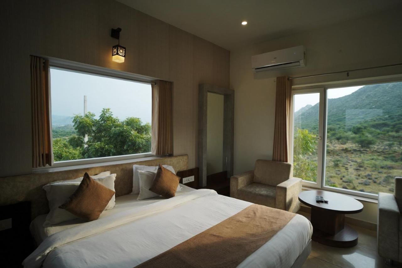 Amar Bagh Resort พุชการ์ ภายนอก รูปภาพ