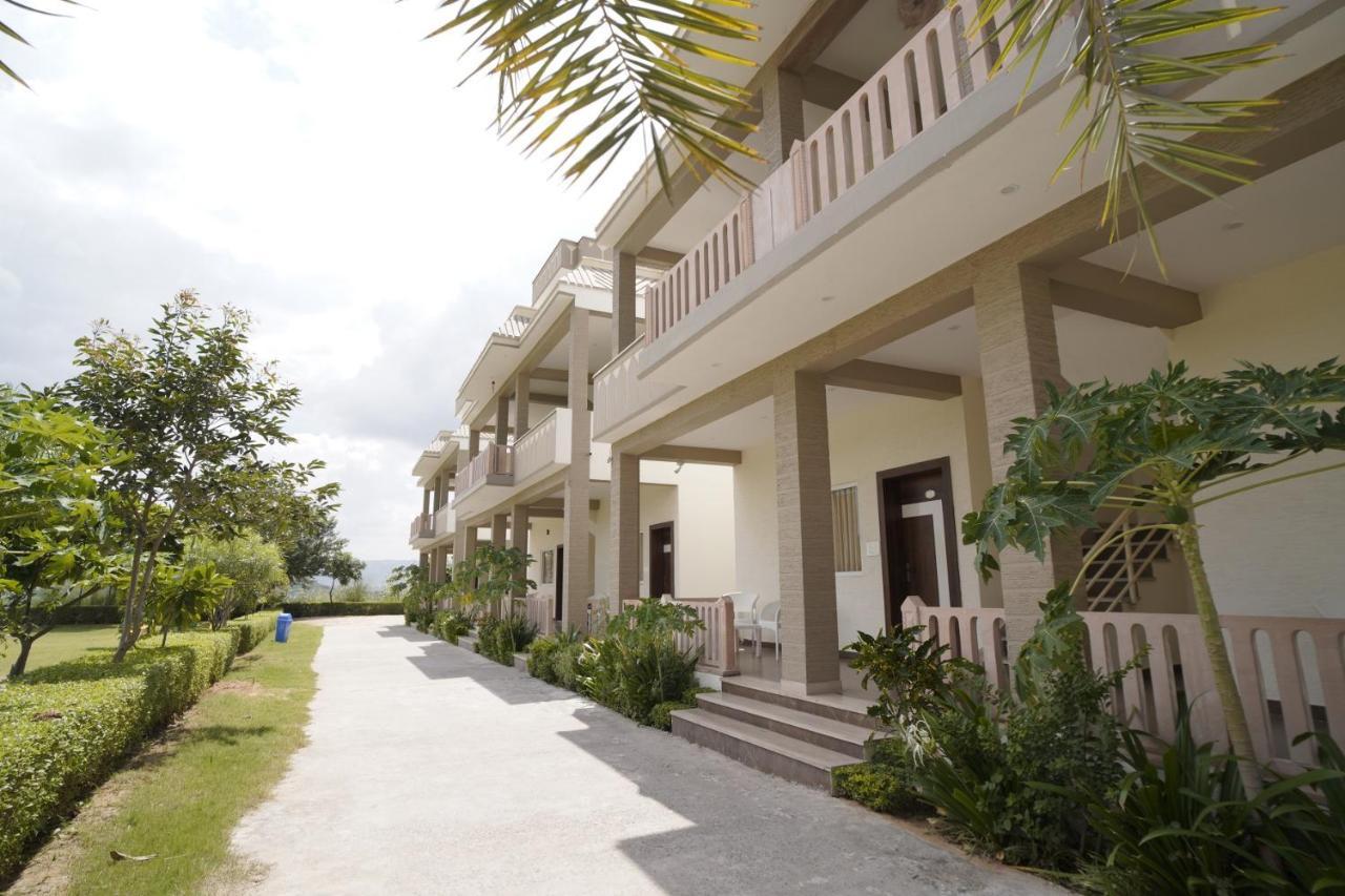 Amar Bagh Resort พุชการ์ ภายนอก รูปภาพ