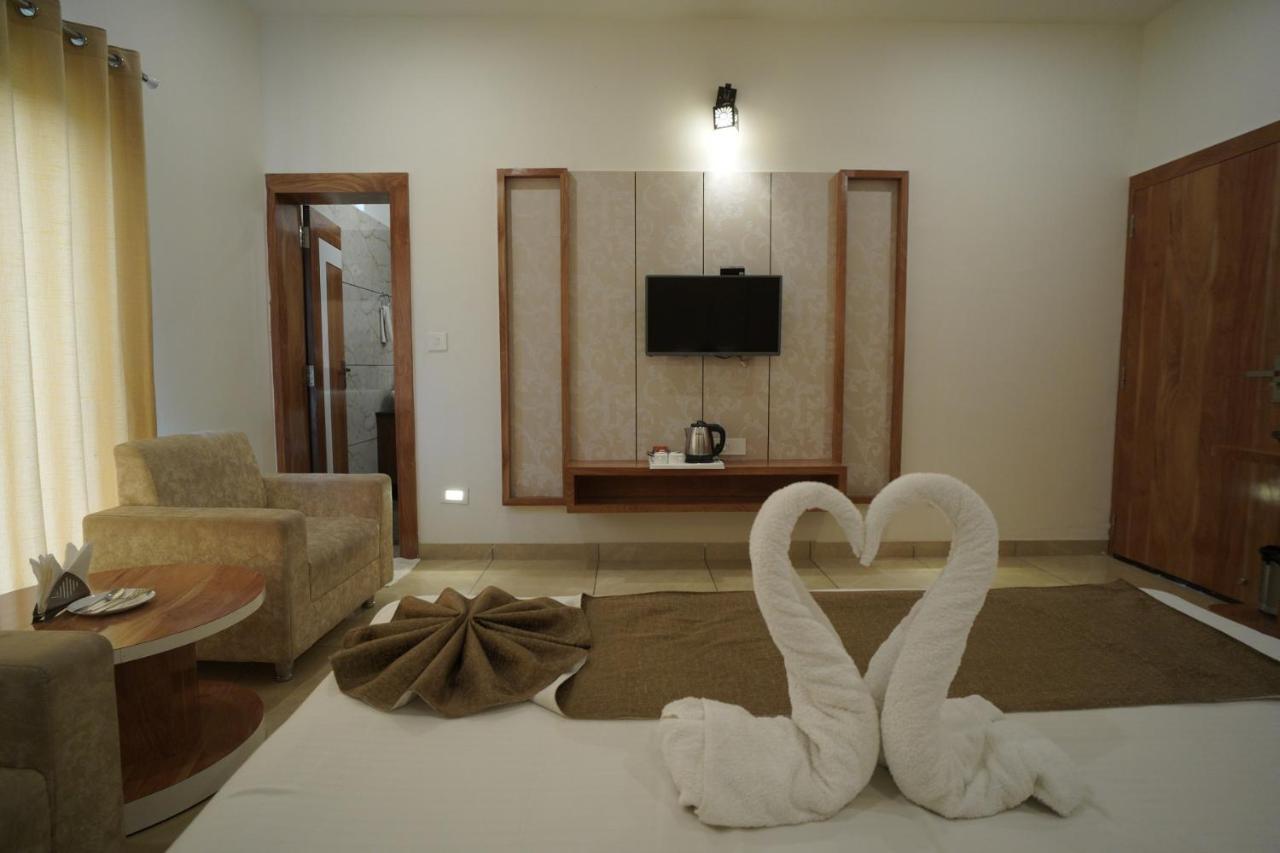 Amar Bagh Resort พุชการ์ ภายนอก รูปภาพ