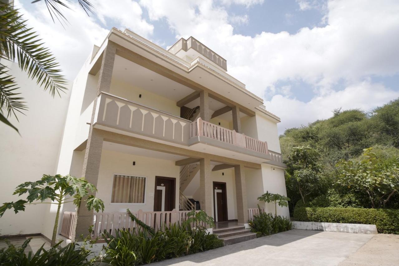Amar Bagh Resort พุชการ์ ภายนอก รูปภาพ