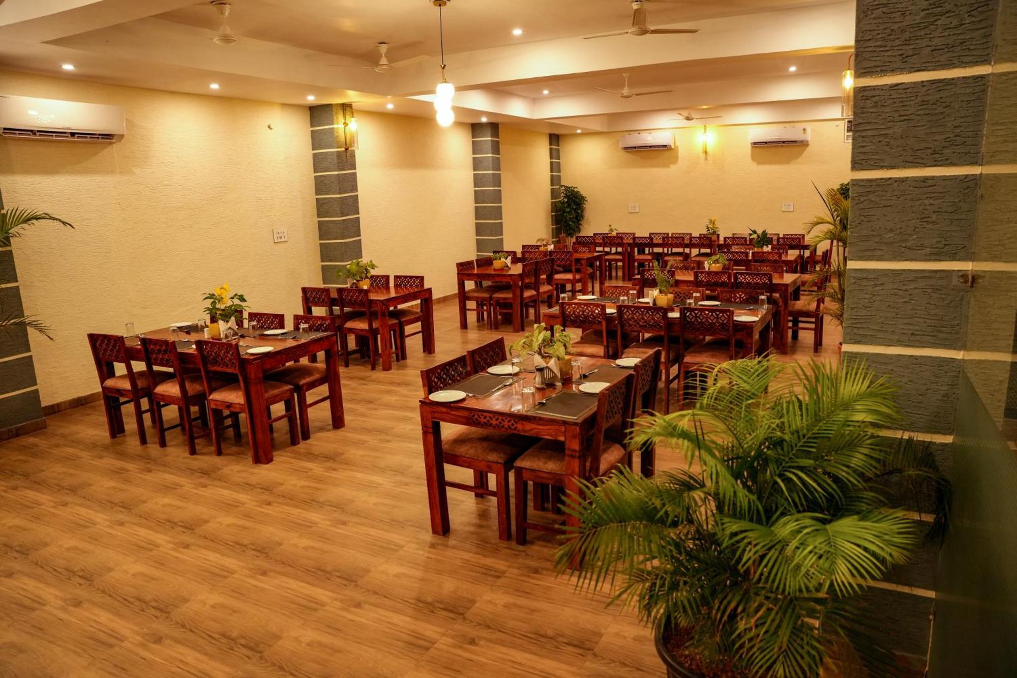 Amar Bagh Resort พุชการ์ ภายนอก รูปภาพ